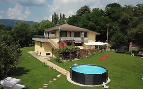 Guest house-restaurant St. George / Къща за гости-ресторант Свети Георги
